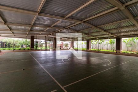 Apartamento à venda com 168m², 4 quartos e 3 vagas Apartamento à venda com 168m², 4 quartos e 3 vagasÁrea comum - Quadra Esportiva