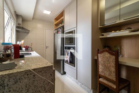 Apartamento à venda com 168m², 4 quartos e 3 vagas Apartamento à venda com 168m², 4 quartos e 3 vagasCozinha