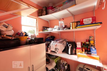 Apartamento à venda com 70m², 2 quartos e sem vagaDespensa