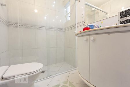 Apartamento à venda com 70m², 2 quartos e sem vagaBanheiro 