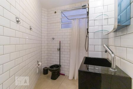 Studio à venda com 45m², 1 quarto e sem vaga Studio à venda com 45m², 1 quarto e sem vagaBanheiro
