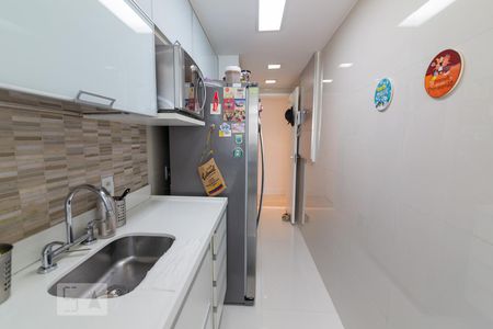 Apartamento à venda com 150m², 3 quartos e 2 vagas Apartamento à venda com 150m², 3 quartos e 2 vagasCozinha