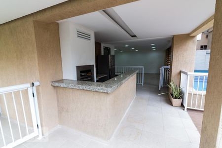 Apartamento à venda com 150m², 3 quartos e 2 vagas Apartamento à venda com 150m², 3 quartos e 2 vagasÁrea comum - Churrasqueira