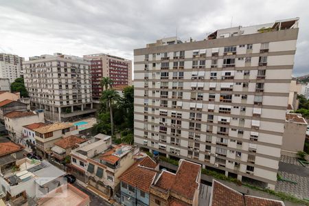 Apartamento à venda com 150m², 3 quartos e 2 vagas Apartamento à venda com 150m², 3 quartos e 2 vagasVista do Terraço