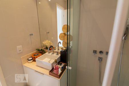 Apartamento à venda com 150m², 3 quartos e 2 vagas Apartamento à venda com 150m², 3 quartos e 2 vagasBanheiro