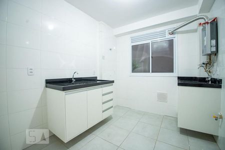 cozinha de apartamento para alugar com 1 quarto, 37m² em Fundação da Casa Popular, Campinas
