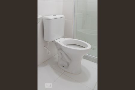 Apartamento à venda com 58m², 2 quartos e 1 vaga Apartamento à venda com 58m², 2 quartos e 1 vagaBanheiro da Suíte