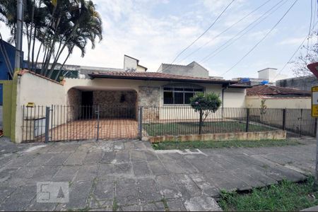Casa à venda com 150m², 4 quartos e 2 vagasFrente da Casa