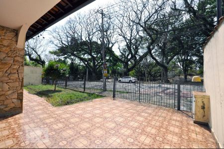 Casa à venda com 150m², 4 quartos e 2 vagasVista pra Avenida