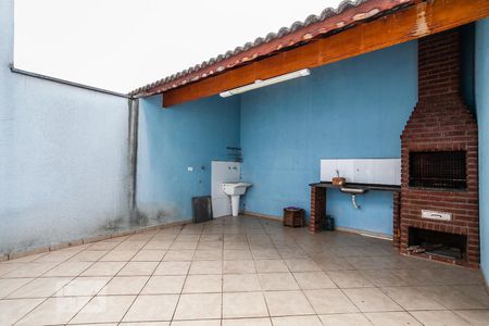 Casa à venda com 186m², 3 quartos e 4 vagas Casa à venda com 186m², 3 quartos e 4 vagasQuintal