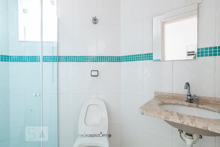 Casa à venda com 186m², 3 quartos e 4 vagas Casa à venda com 186m², 3 quartos e 4 vagasBanheiro da Suíte 2