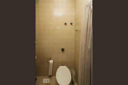 Casa à venda com 340m², 7 quartos e 2 vagas Casa à venda com 340m², 7 quartos e 2 vagasBanheiro de Serviço