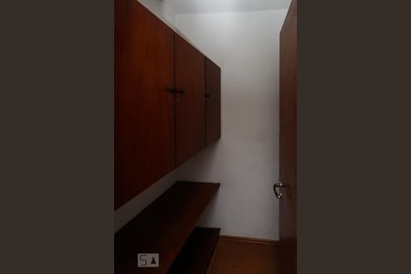 Casa à venda com 340m², 7 quartos e 2 vagas Casa à venda com 340m², 7 quartos e 2 vagasQuarto 1