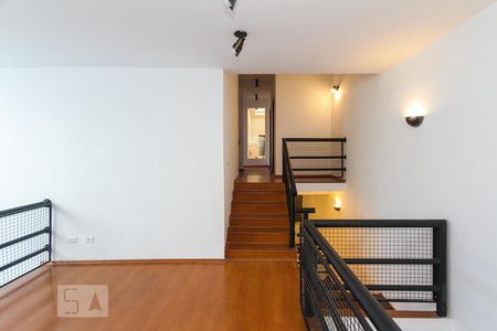 Casa à venda com 340m², 7 quartos e 2 vagas Casa à venda com 340m², 7 quartos e 2 vagashall dos quartos