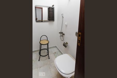 Casa à venda com 340m², 7 quartos e 2 vagas Casa à venda com 340m², 7 quartos e 2 vagasbanheiro da Suite