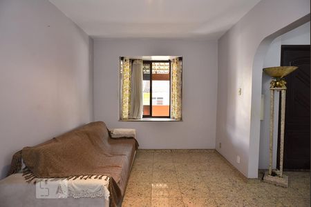 Sala de casa para alugar com 4 quartos, 280m² em Freguesia (jacarepaguá), Rio de Janeiro