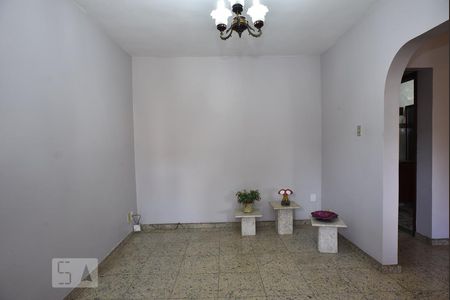 Sala de casa para alugar com 4 quartos, 280m² em Freguesia (jacarepaguá), Rio de Janeiro