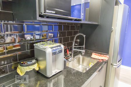 Apartamento à venda com 74m², 2 quartos e 1 vaga Apartamento à venda com 74m², 2 quartos e 1 vagaCozinha