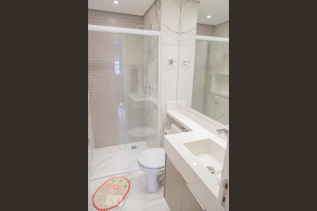 Apartamento à venda com 74m², 2 quartos e 1 vaga Apartamento à venda com 74m², 2 quartos e 1 vagaBanheiro Social