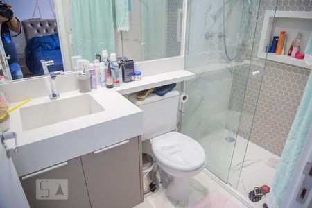 Apartamento à venda com 74m², 2 quartos e 1 vaga Apartamento à venda com 74m², 2 quartos e 1 vagaBanheiro do Quarto 2