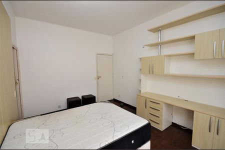 Quarto de apartamento para alugar com 1 quarto, 50m² em Catete, Rio de Janeiro