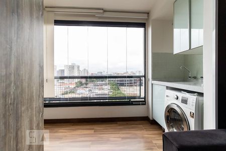 Varanda de kitnet/studio à venda com 1 quarto, 36m² em Cambuci, São Paulo