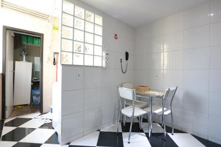 Apartamento à venda com 98m², 2 quartos e 2 vagasCozinha