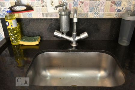 Apartamento à venda com 63m², 2 quartos e 1 vagaCozinha - Pia