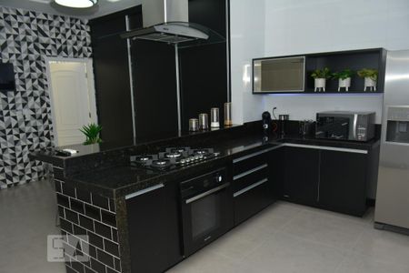 Casa à venda com 460m², 4 quartos e 3 vagasCozinha