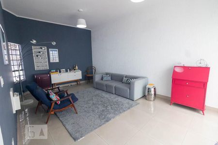 Casa à venda com 298m², 3 quartos e 3 vagasSala 2