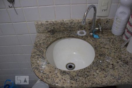 Casa de condomínio à venda com 320m², 6 quartos e 1 vaga Casa de condomínio à venda com 320m², 6 quartos e 1 vagaBanheiro Social