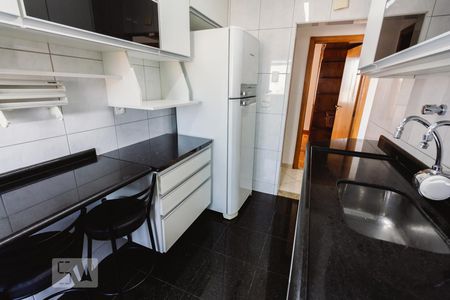 Apartamento à venda com 92m², 3 quartos e 1 vaga Apartamento à venda com 92m², 3 quartos e 1 vagaCozinha