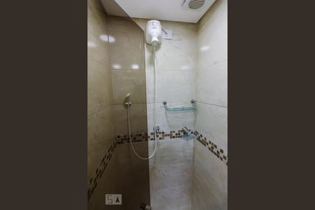 Apartamento à venda com 92m², 3 quartos e 1 vaga Apartamento à venda com 92m², 3 quartos e 1 vagaBanheiro da Suíte 1 Chuveiro