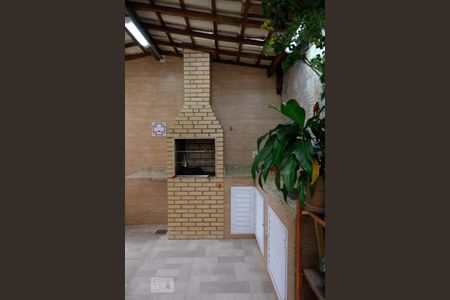 Casa à venda com 90m², 4 quartos e sem vagaÁrea externa - Churrasqueira