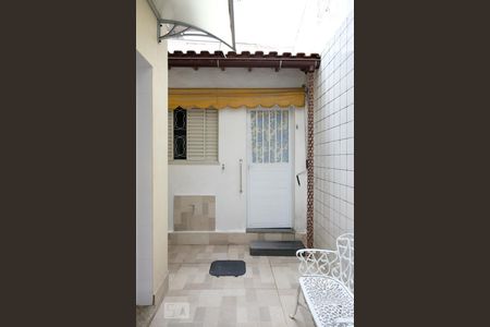 Casa à venda com 90m², 4 quartos e sem vagaEntrada da Kitnet anexa