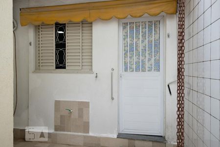 Casa à venda com 90m², 4 quartos e sem vagaEntrada da Kitnet anexa