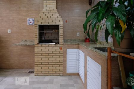 Casa à venda com 90m², 4 quartos e sem vagaÁrea externa - Churrasqueira