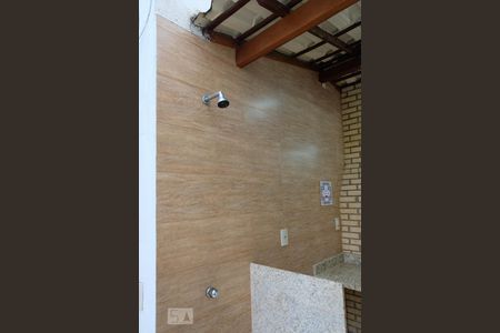 Casa à venda com 90m², 4 quartos e sem vagaÁrea externa - Chuveiro 