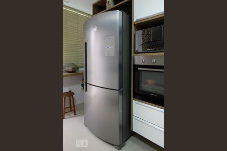 Casa à venda com 90m², 4 quartos e sem vagaCozinha - geladeira 