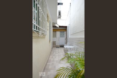 Casa à venda com 90m², 4 quartos e sem vagaÁrea externa