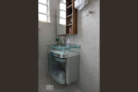 Casa à venda com 90m², 4 quartos e sem vagaBanheiro