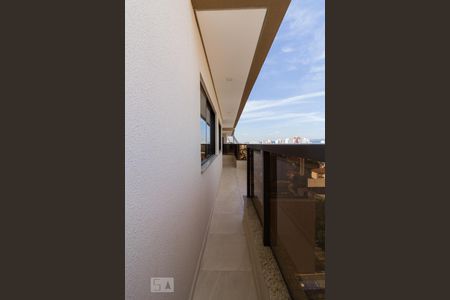 Apartamento para alugar com 127m², 3 quartos e 3 vagasVaranda