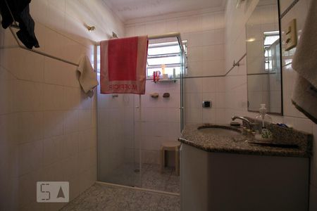 Casa à venda com 150m², 3 quartos e 2 vagasBanheiro