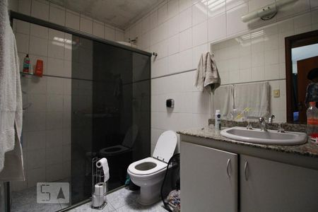 Casa à venda com 150m², 3 quartos e 2 vagasSuíte