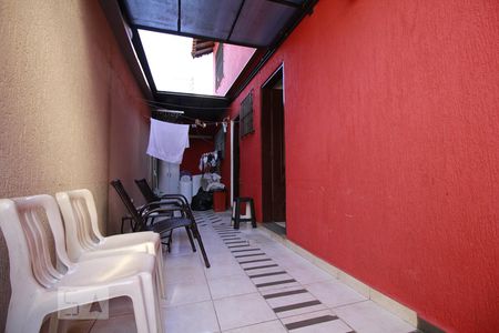 Casa à venda com 150m², 3 quartos e 2 vagasExterno