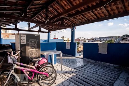 Casa à venda com 264m², 4 quartos e 1 vaga Casa à venda com 264m², 4 quartos e 1 vagaCobertura