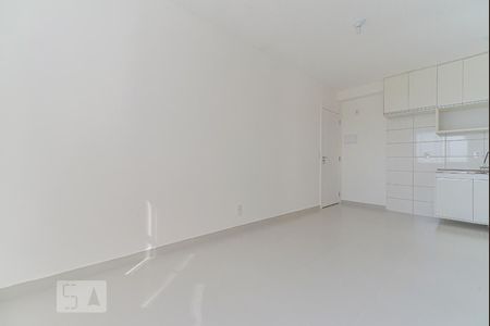Apartamento para alugar com 41m², 2 quartos e 1 vaga Apartamento para alugar com 41m², 2 quartos e 1 vagaSala