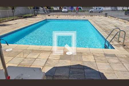 Apartamento à venda com 60m², 2 quartos e 2 vagas Apartamento à venda com 60m², 2 quartos e 2 vagasÁrea comum - Piscina