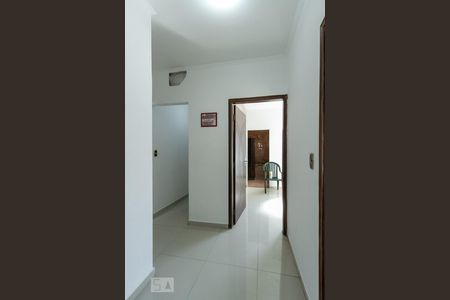 Casa à venda com 280m², 4 quartos e 5 vagas Casa à venda com 280m², 4 quartos e 5 vagashall quartos