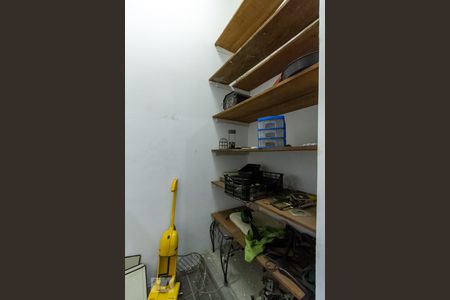 Casa à venda com 280m², 4 quartos e 5 vagas Casa à venda com 280m², 4 quartos e 5 vagasQuarto de Serviço 2